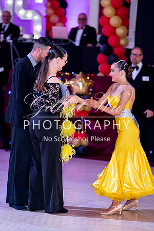 20230108_COT_D5-322