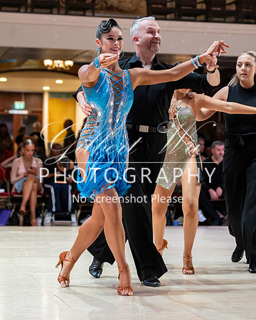 20241103_A7R5_GFPB24-1770