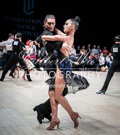 20231004_A7R5_IDF-366